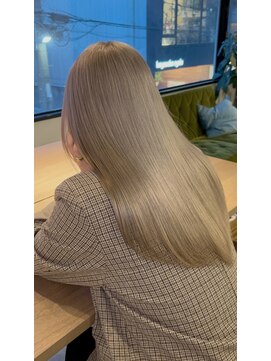 シェーン 仙台駅広瀬通店(schon) ミルクティーベージュ