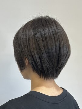 アヤラ オーガニックアンドスパ 東船橋店(AYALA) 【江添茉友】ショート/レイヤーカット/グレージュカラー