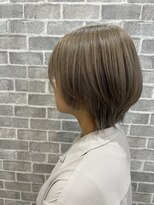 プリュム(PLUME)&nbsp;ショートボブ×ハイトーンカラー