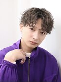 波巻きパーマツイストスパイラルパーマセンターパートウルフ