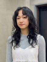 トオ(TOH)&nbsp;ロングヘアスパイラルパーマレイヤーパーマ