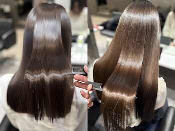 アンダーバーホワイト 鳳店(_WHITE)の写真/【鳳駅東口徒歩30秒】蓄積型ULTOWAトリートメント。回数を重ねるほど、芯から強く美しい髪へ髪質改善が叶う