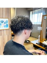 レイ 万博記念公園店(Ray)&nbsp;スパイラルパーマ/ツーブロック刈り上げ/つくば美容室