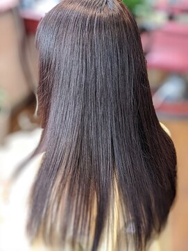 サクライ美容室 ロング・ストレート