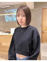 ローレン(LOREN)&nbsp;ミルクティーベージュぷつっとボブケアブリーチ 梅田