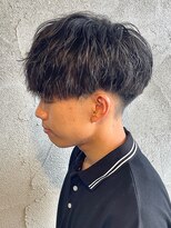 ニアウ 高崎店(Niau)&nbsp;メンズマッシュソフトツイストスパイラルパーマ群馬高崎眉毛