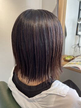 エミュ(e'Mue)の写真/【大人女性必見!】なりたかったを叶える◎伸びた後まで考えられたカットで、自宅での扱いやすさも抜群♪