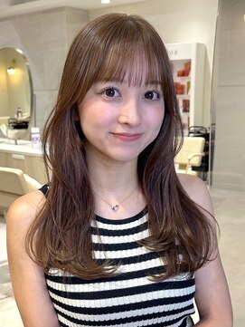 ミズチャーム(Ms.CHARM) 小顔に見せるヘア/顔まわりカット/韓国ヘア/レイヤーカット/前髪