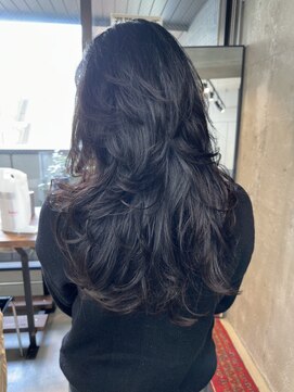 オルカ(ORCA) レイヤー/レイヤーカット/ロング/黒髪/新宿