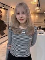 ヴィア 京都烏丸(Via)&nbsp;10代20代/ホワイトベージュ/髪質改善/レイヤー/ハイトーン