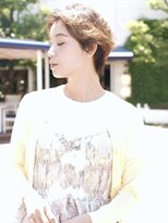 ビュートリアム 福岡(BEAUTRIUM)&nbsp;前髪伸ばし中もお洒落に決まる大人センターパートショート