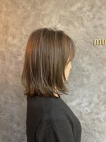 ムク(muku.) 赤みを抑えた柔らかいブラウンベージュ