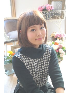 リッコ 横浜(ricco) ☆ショートバングが引き立つ可愛いミデぃ☆