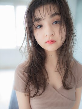 サインヘアー 静岡(sign hair) 人気のセミウェットなロングスタイル