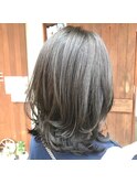 くびれヘア×大人くすみアッシュ