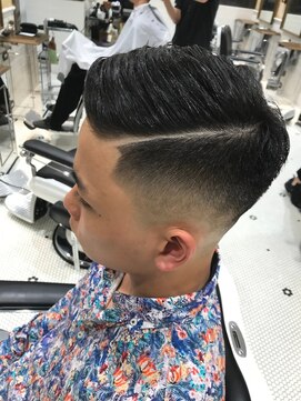 バーバーブロス 吉祥寺店(BARBER BROS) 【LUDLOW BROS.】KurashigeMiyabi 七三分け フェードカット
