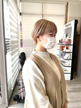 リシュール イオンタウン豊中緑丘店(RICHOUR hair produce) ショートヘア×王道ベージュ