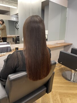 シカ 神戸三宮元町店(Cica) 縮毛矯正 ストレート 三宮 神戸美容室 髪質改善 美髪 癖毛 元町