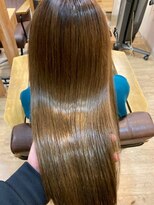 グランバイ アトリエドングリ(Grand × AtlierDonguri) お客様髪質改善データ877(跳ねる 跳ねない)