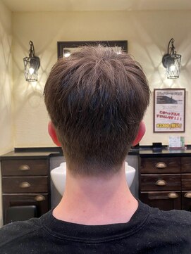 スカイマスターバーバー 渋谷(SKY MASTER BARBER) 海外ナチュラルショート<理容室>【床屋/フェード/メンズカット】