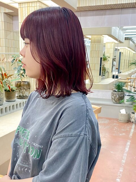 赤髪　ボルドーカラー　レイヤーカット　前髪　暖色カラー　rena