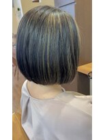 ヴィサージュクルー(VISAGE crew) コントラストのあるハイライトとボブデザイン!