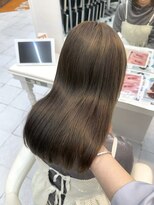 キャパ(CAPA)&nbsp;小顔ワンレンボブルフベージュ黒髪ハイライト2