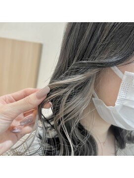 アッシュ 北千住店(Ash) 【インナーカラー】ホワイトベージュカラー