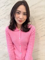 ソワリー 栄(THOiRY)&nbsp;● THOiRY女性らしい柔らかヘア似合わせ小顔ゆる巻きロング