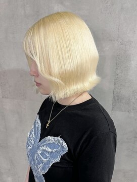 ラベル 渋谷(LAVEL) 抜きっぱなしホワイトブロンド切りっぱなしタッセルボブ渋谷