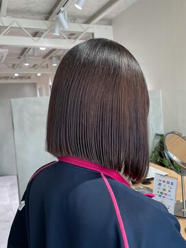 アメリ(ameri) 【ameri nanami】酸性ストレートでまとまるボブ◎