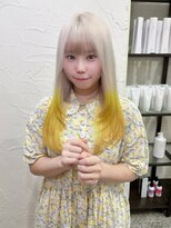 ニコ(nico.)&nbsp;白と黄色。