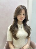 レイヤーカット　韓国ヘア　韓国レイヤー　ベージュカラー