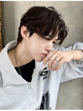 トルネード(TORNADO) フェザーパーマ ハイライト センターパートt118