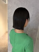モク(mok)&nbsp;大人っぽさでる切りっぱなし外ハネボブ