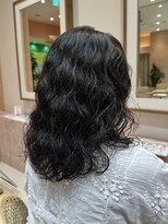 トリコ アヴェダ ららテラス北綾瀬(tricot AVEDA) くるくるパーマ/ハードパーマ/カーリーヘア/ミディアム/北綾瀬