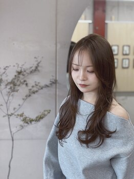 プロズ アンド コンズ(pros/cons)の写真/≪NEW/1席のみ≫細やかなニュアンスを汲み取り、個性にトレンドをプラス＊顔周り・レイヤーカット◎