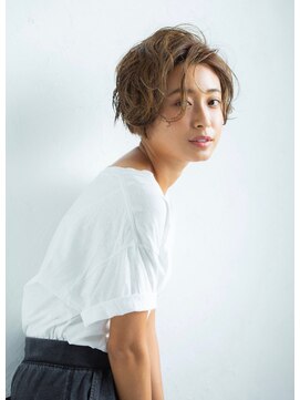 ラエティティア ロコ 刈谷店(Laetitia loco) ヌーディー★前下がりショート