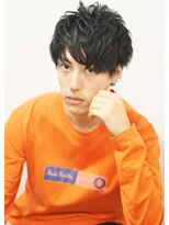 クオンヒール(QUON HEAL)&nbsp;刈り上げニュアンスパーマフェザーパーマサーフカール