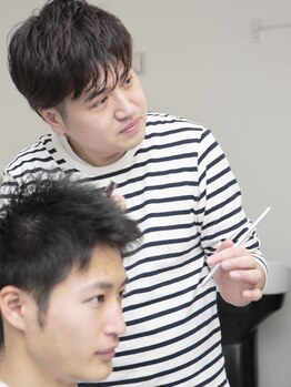 バーバー ショップ リィセプト(Barber shop Resept)の写真/【19時まで受付◎】一人のスタイリストが仕上げまで丁寧に対応！大人の男性のための上質空間をお届け。