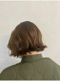 ハイトーンゆるボブ