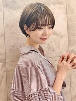 20代30代40代大人可愛い耳掛けひし形くびれ丸みショート