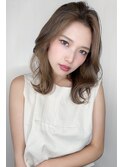 柔らかく上品なレイヤードスタイル