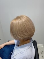 イルミ(iLUMi)&nbsp;iLUMi　×　ベージュカラー