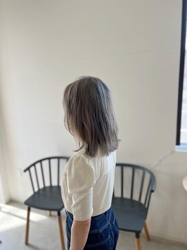 ホワイトグレージュ/ホワイトブロンド/くすみベージュ