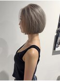 ホワイトベージュ×ボブカット