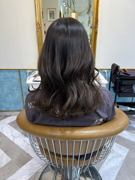 ロンドアベニール 北千住(Lond avenir) くびれヘア/顔周り/韓国/レイヤーカット/黒髪/ミディアム北千住