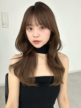 ユーフォリア 渋谷グランデ(Euphoria SHIBUYA GRANDE) ブラウンベージュ レイヤーカット 艶髪 韓国ヘア 前髪カット