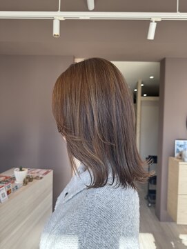 ベージュカラー