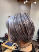 フラワー 六甲道(flower)&nbsp;透明感ラベンダーグレージュ × ショートボブ